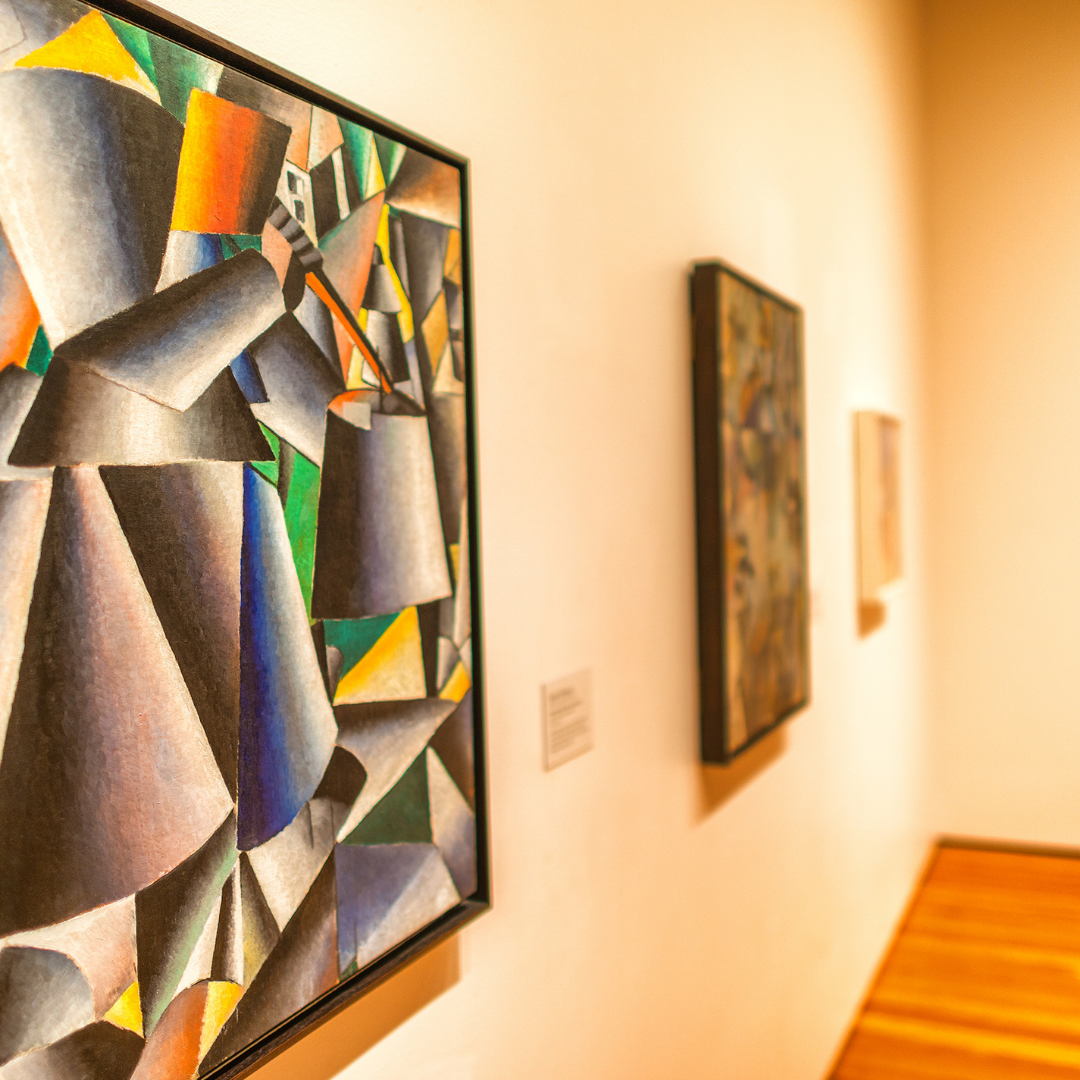 Choosing the Right Artwork That You and Your Family Will Surely Love