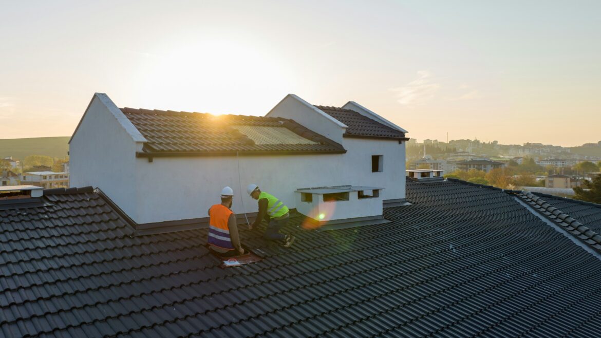 What to Expect During a Full Roof Replacement Process
